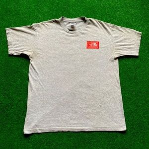 🏞⛰The North Face Essential T Shirt⛰🏞